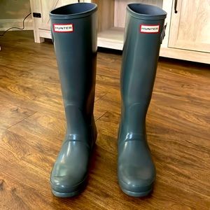 Gray Women’s Original Hunter Tall Gloss Rain Boots